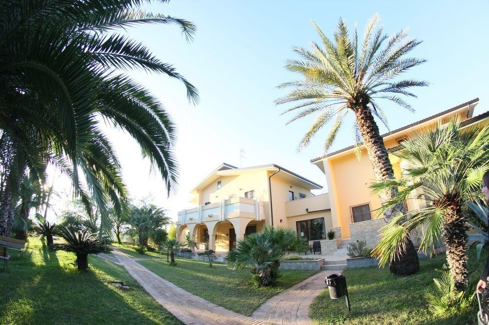 San Michele Apartments&Rooms Catanzaro Exterior foto