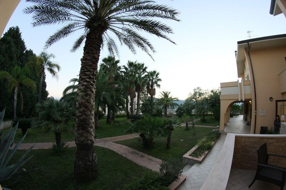 San Michele Apartments&Rooms Catanzaro Exterior foto